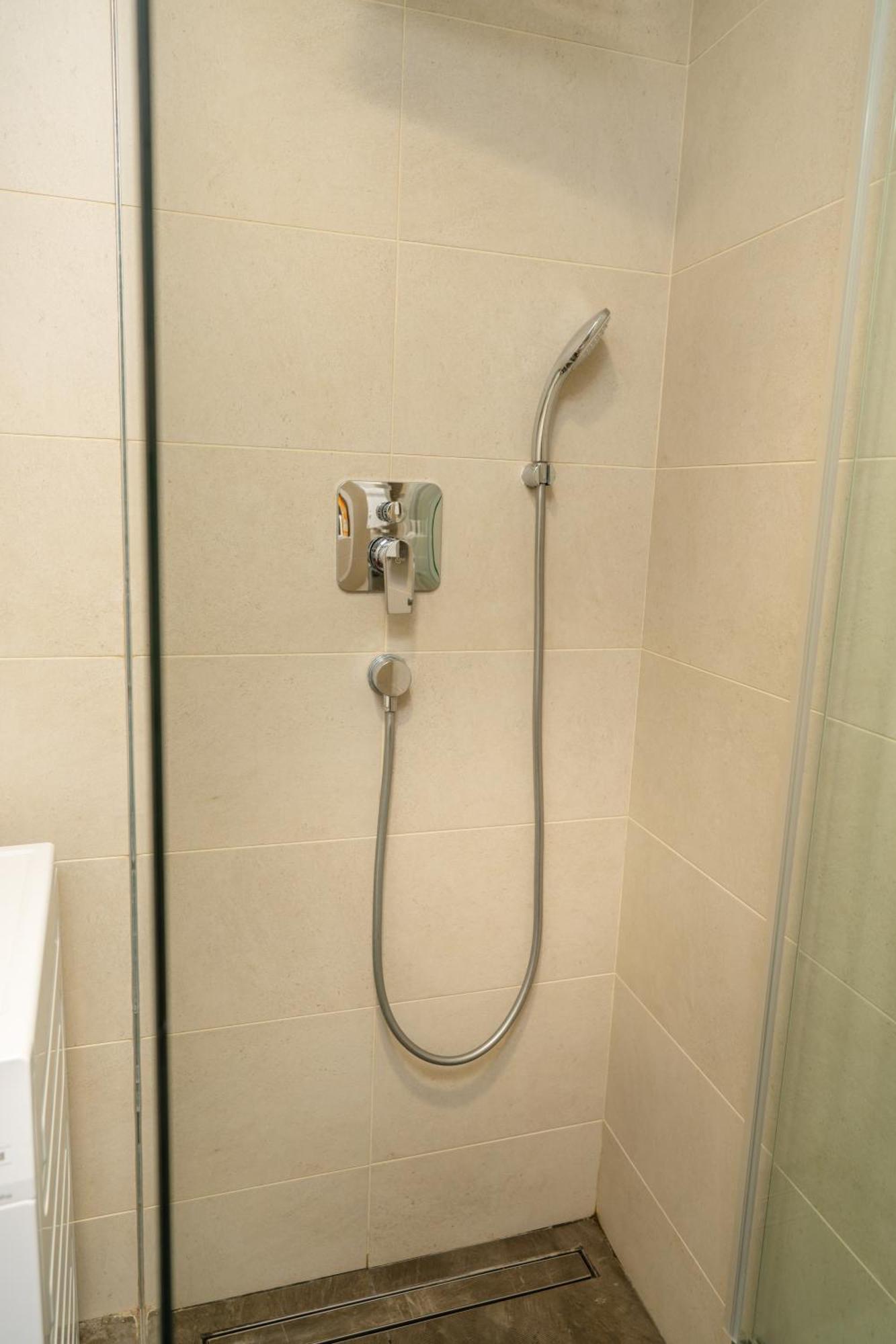 Kondina Suites Белград Екстериор снимка